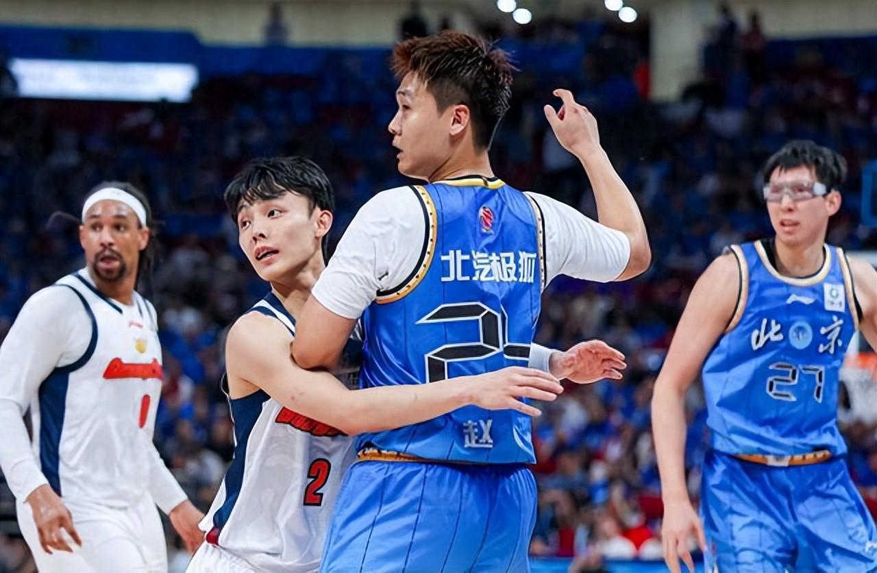 开云平台-广东19点35VS北京，杜锋新首发五虎将出炉，2大奇兵或空降驰援